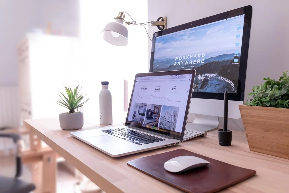 laptop with external screen